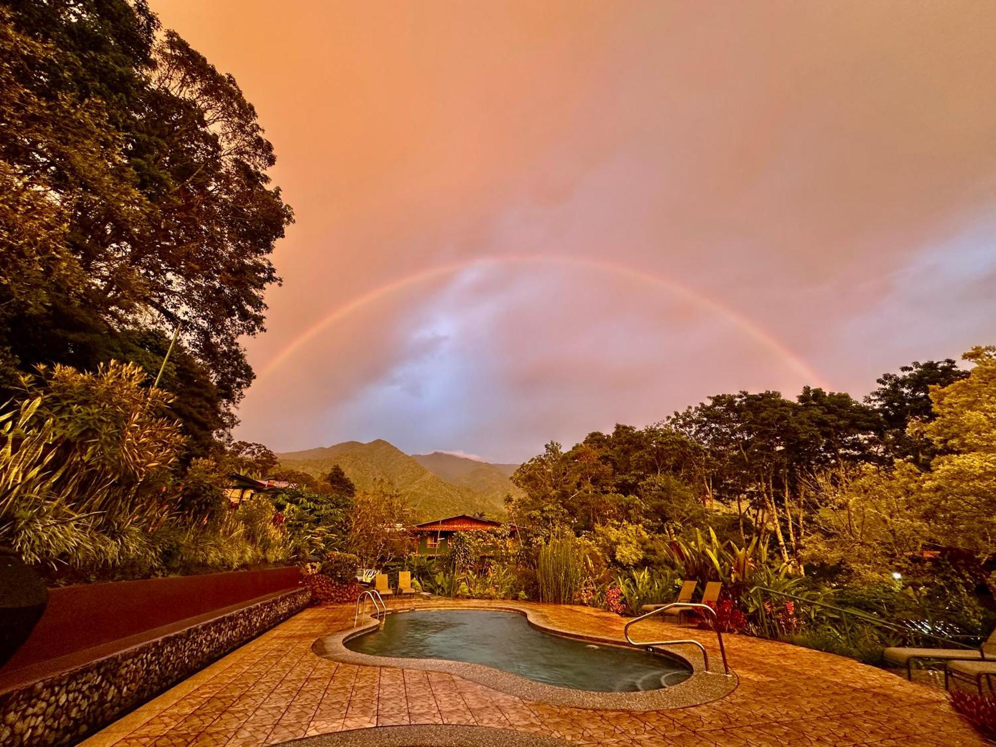 Hotel De Montana El Pelicano San Isidro De El General Dış mekan fotoğraf